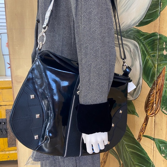 Atos Lombardini patent leather italy strap handbag - Picture 15 of 16